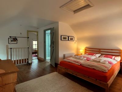 Ballynabloun Cottage, double bed loft